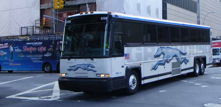 Greyhound MCI 102DL3 6260